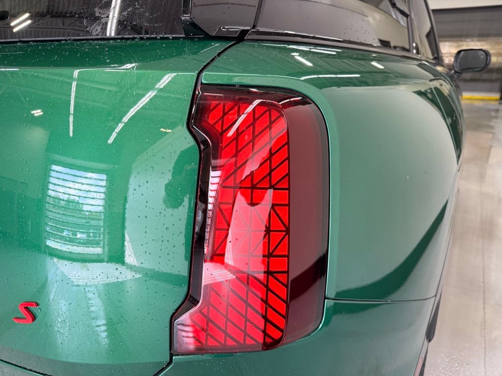 New 2026 MINI Cooper Countryman S w/ Comfort Package Max AWD/4WD image 5