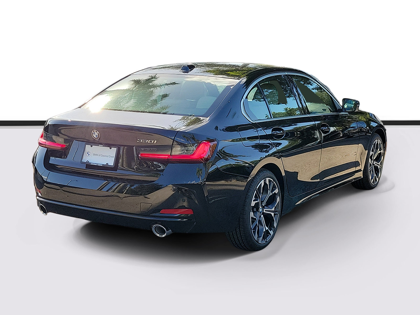 New 2026 BMW 330i Sedan w/ Convenience Package RWD image 4