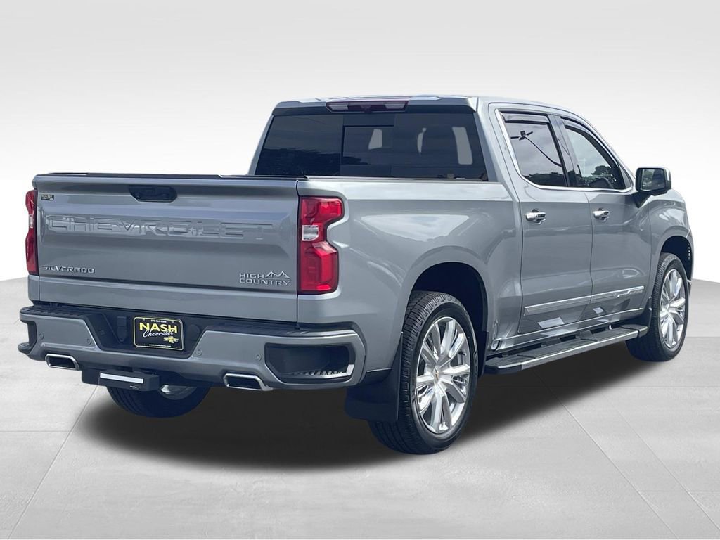 Used 2023 Chevrolet Silverado 1500 High Country AWD/4WD image 3