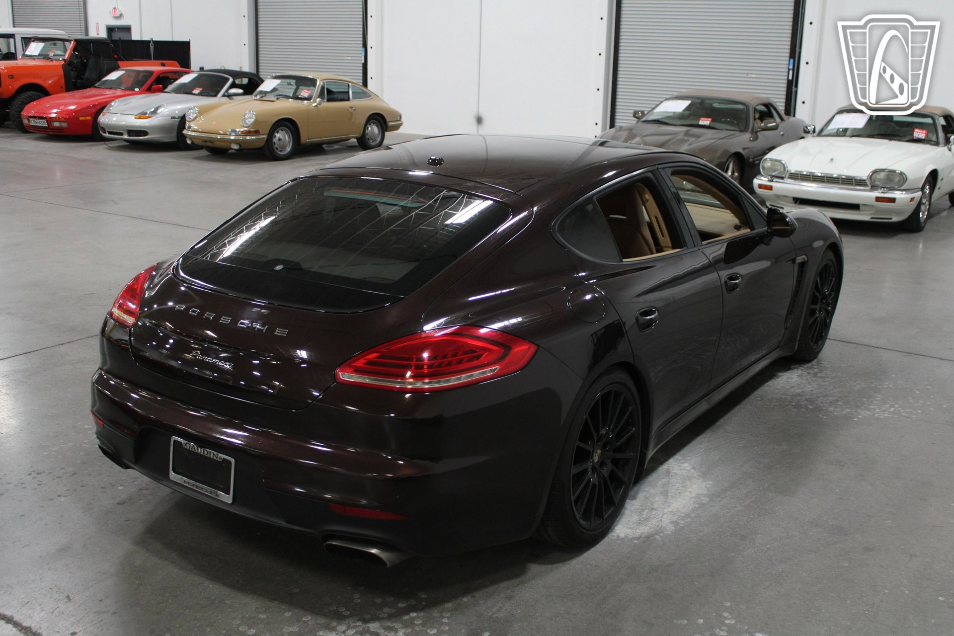 Used 2014 Porsche Panamera 4 image 10