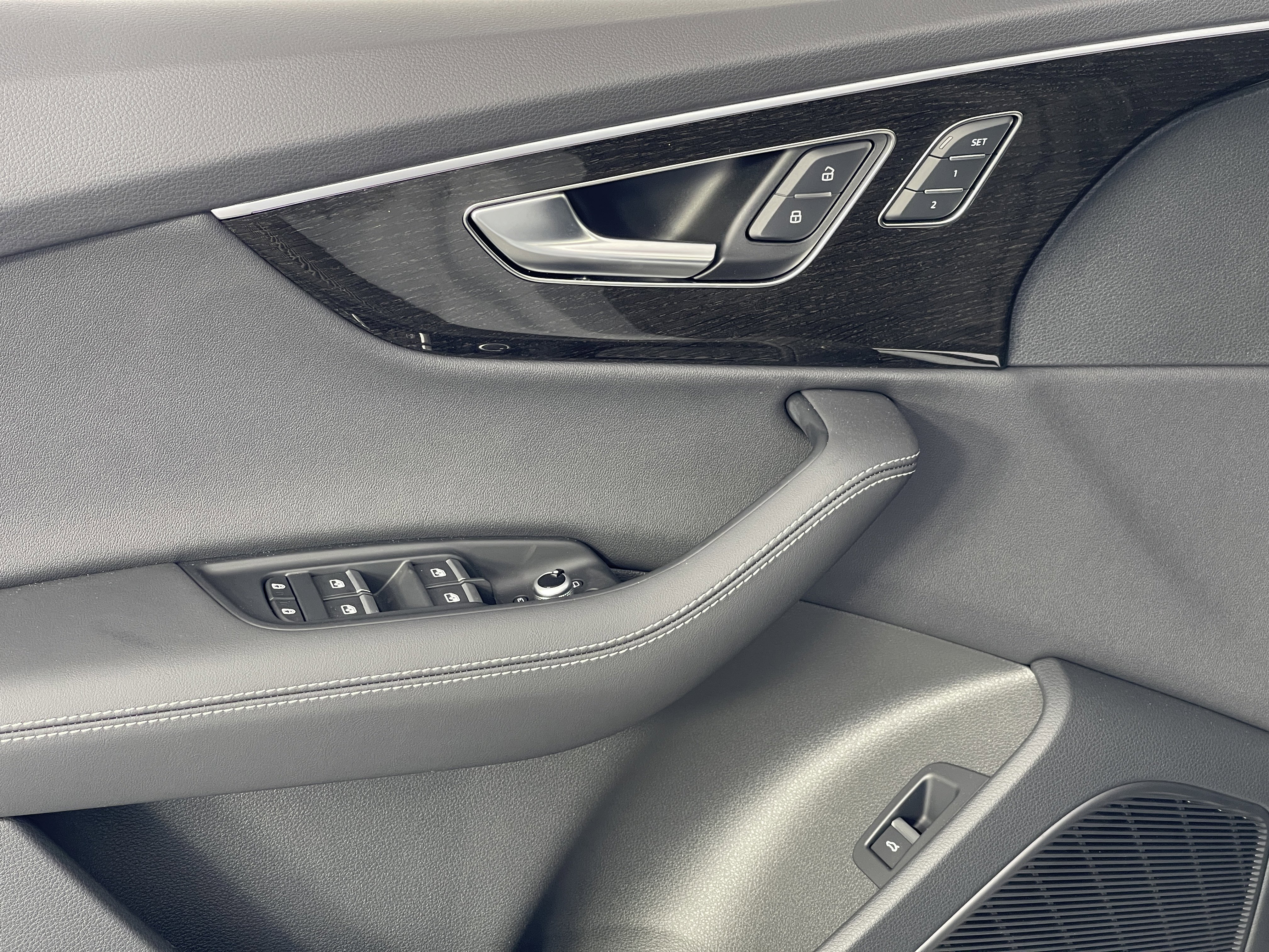 New 2025 Audi Q7 3.0T Premium Plus image 21