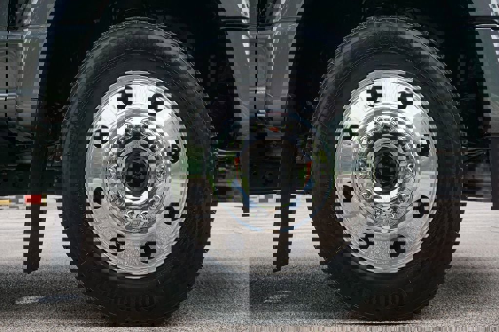 Used 2026 Ford F450 Platinum AWD/4WD image 42