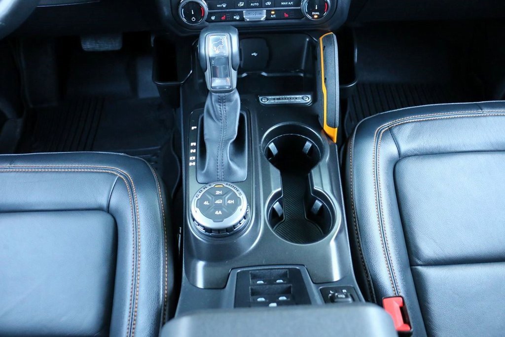 Used 2022 Ford Bronco Badlands image 31