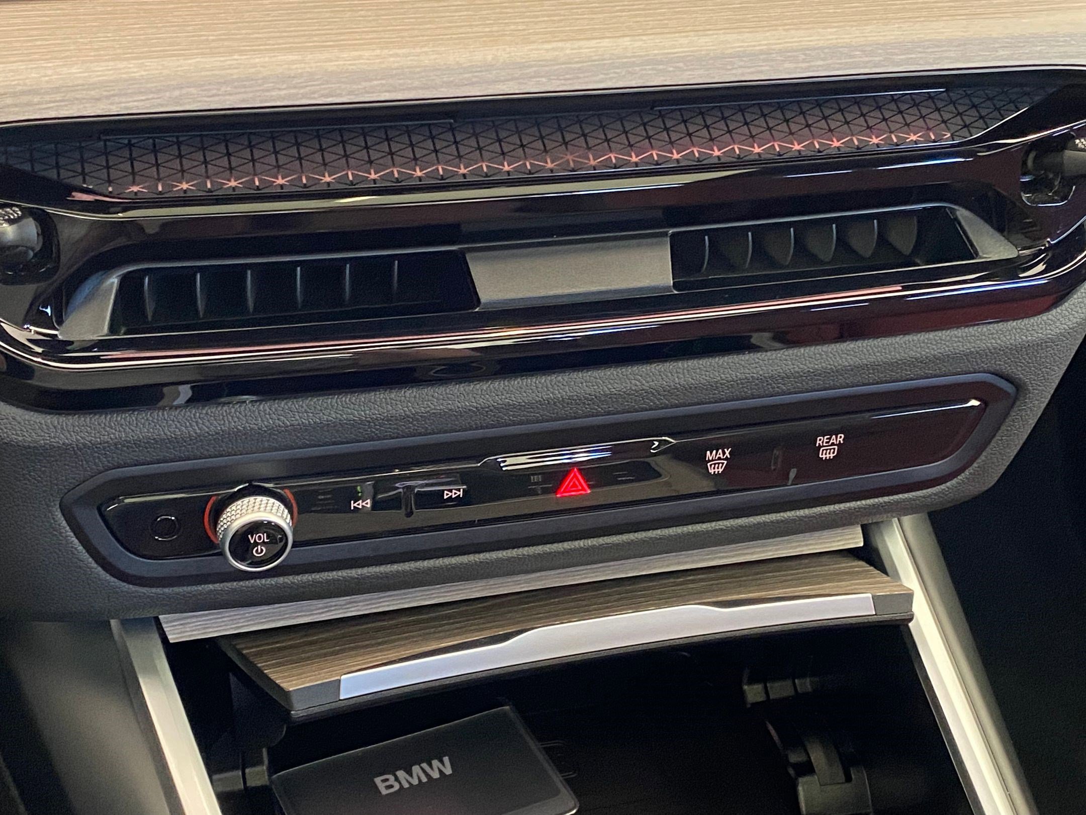 Used 2025 BMW 330i xDrive Sedan image 26