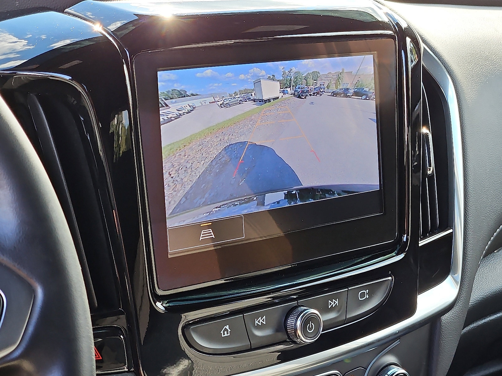 Certified 2023 Chevrolet Traverse LT image 17