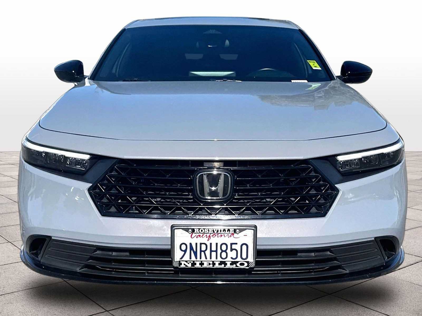 Used 2024 Honda Accord Sport image 3