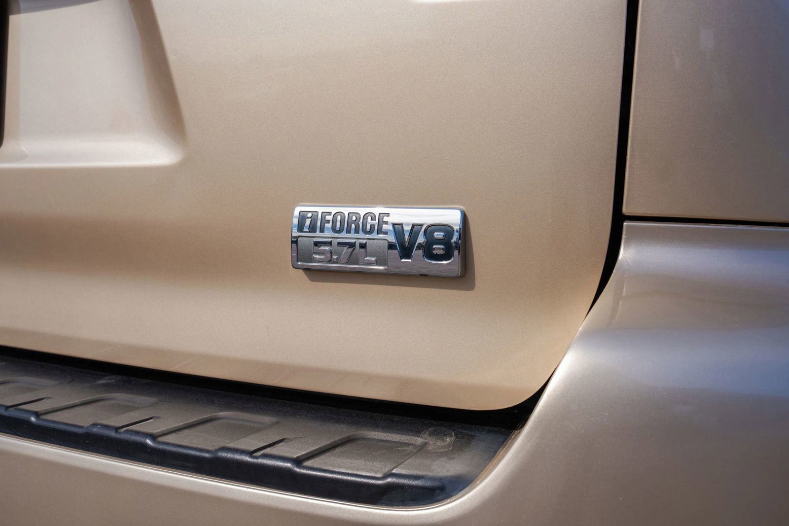 Used 2014 Toyota Sequoia SR5 RWD image 11