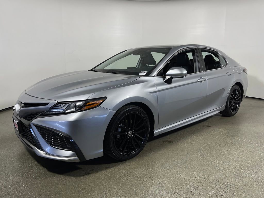 Used 2024 Toyota Camry XSE image 7