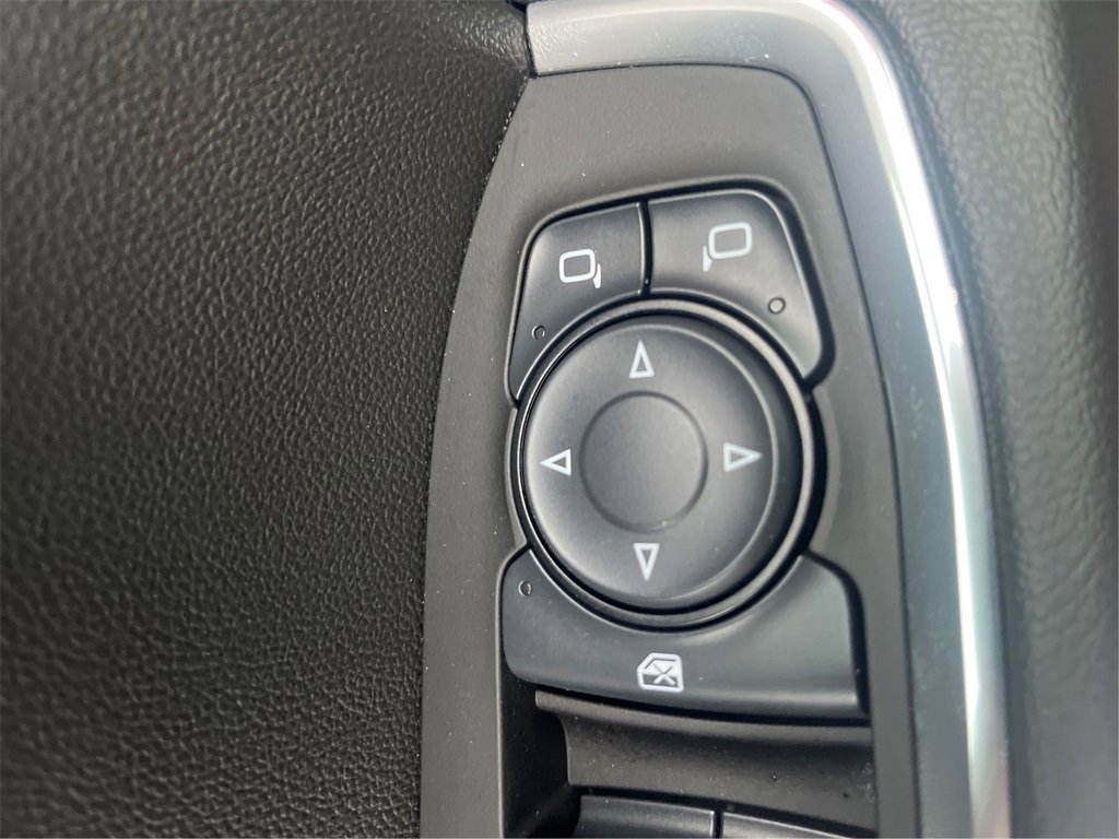 Used 2025 Chevrolet Silverado 1500 LT image 41