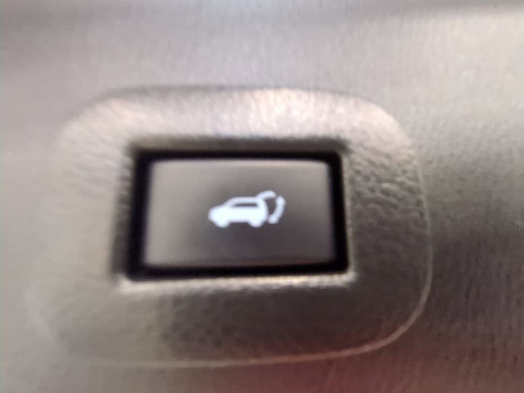 Used 2023 INFINITI QX80 Luxe w/ Cargo Package image 34