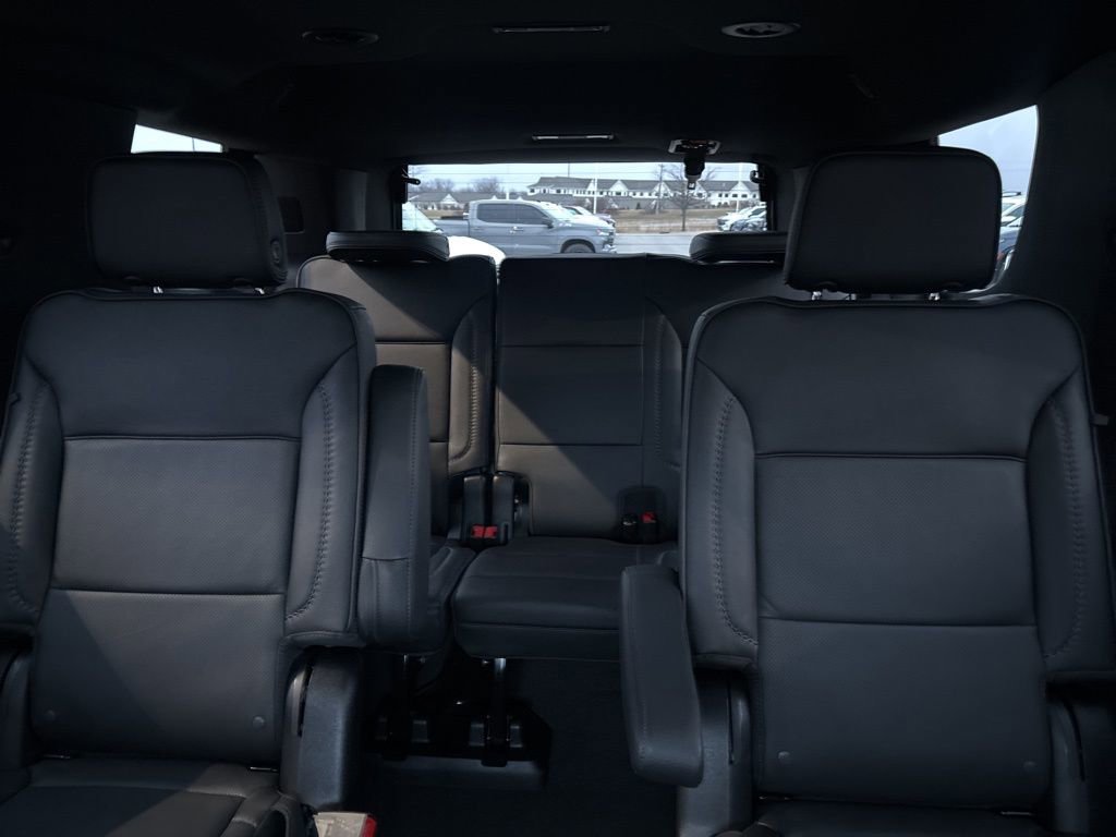 Used 2024 GMC Yukon Denali AWD/4WD image 37
