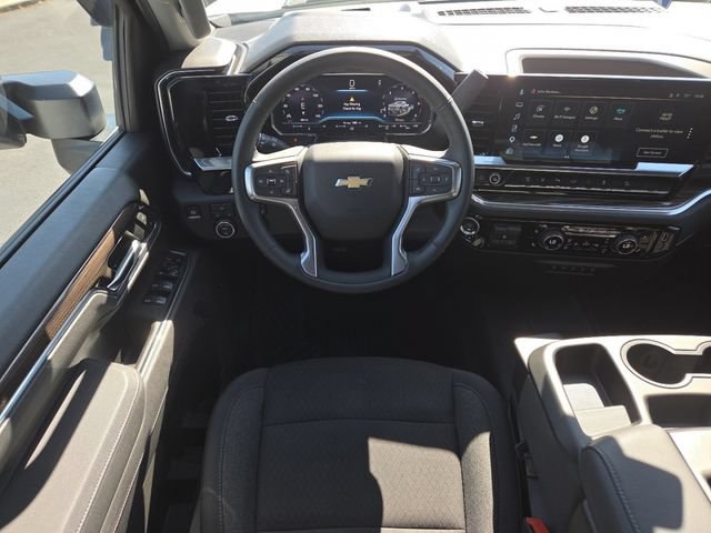 Used 2025 Chevrolet Silverado 2500 LT AWD/4WD image 31