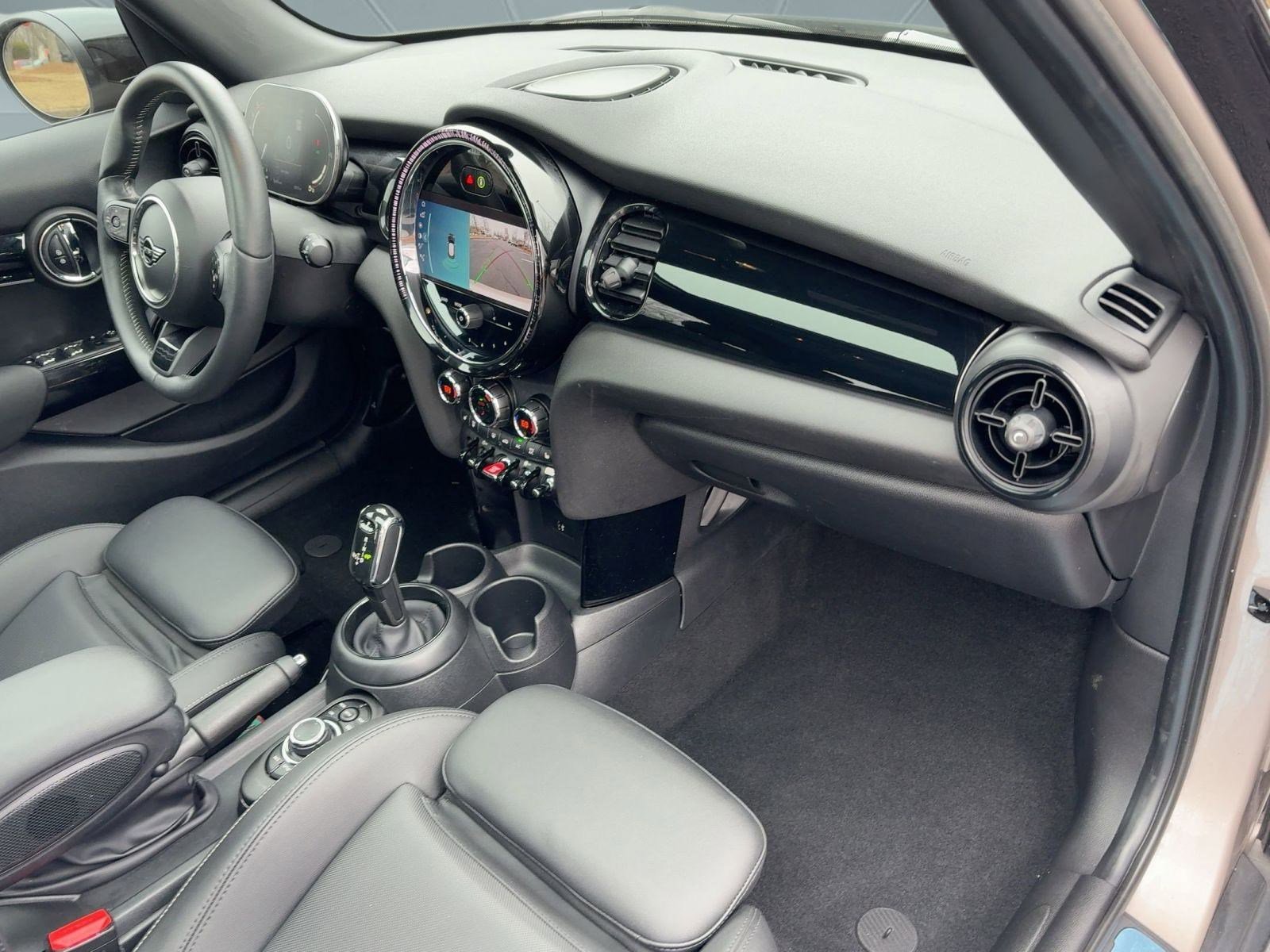 Used 2023 MINI Cooper S image 27