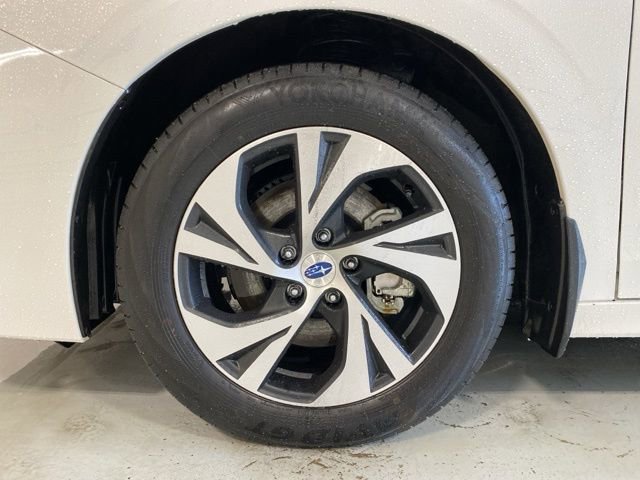 Certified 2025 Subaru Legacy image 5