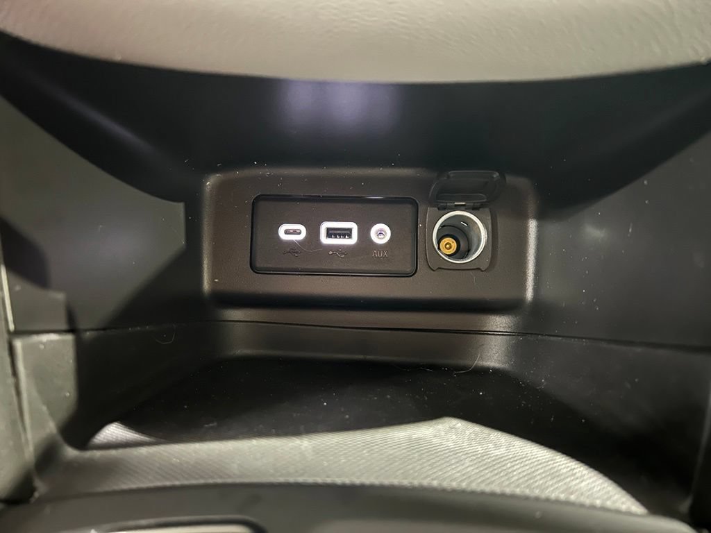 Used 2024 Chevrolet Equinox LS w/ LS Convenience Package AWD/4WD image 30