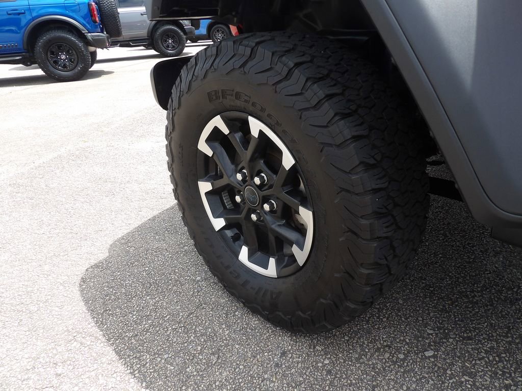 Used 2024 Jeep Wrangler Unlimited Rubicon 4xe AWD/4WD image 12
