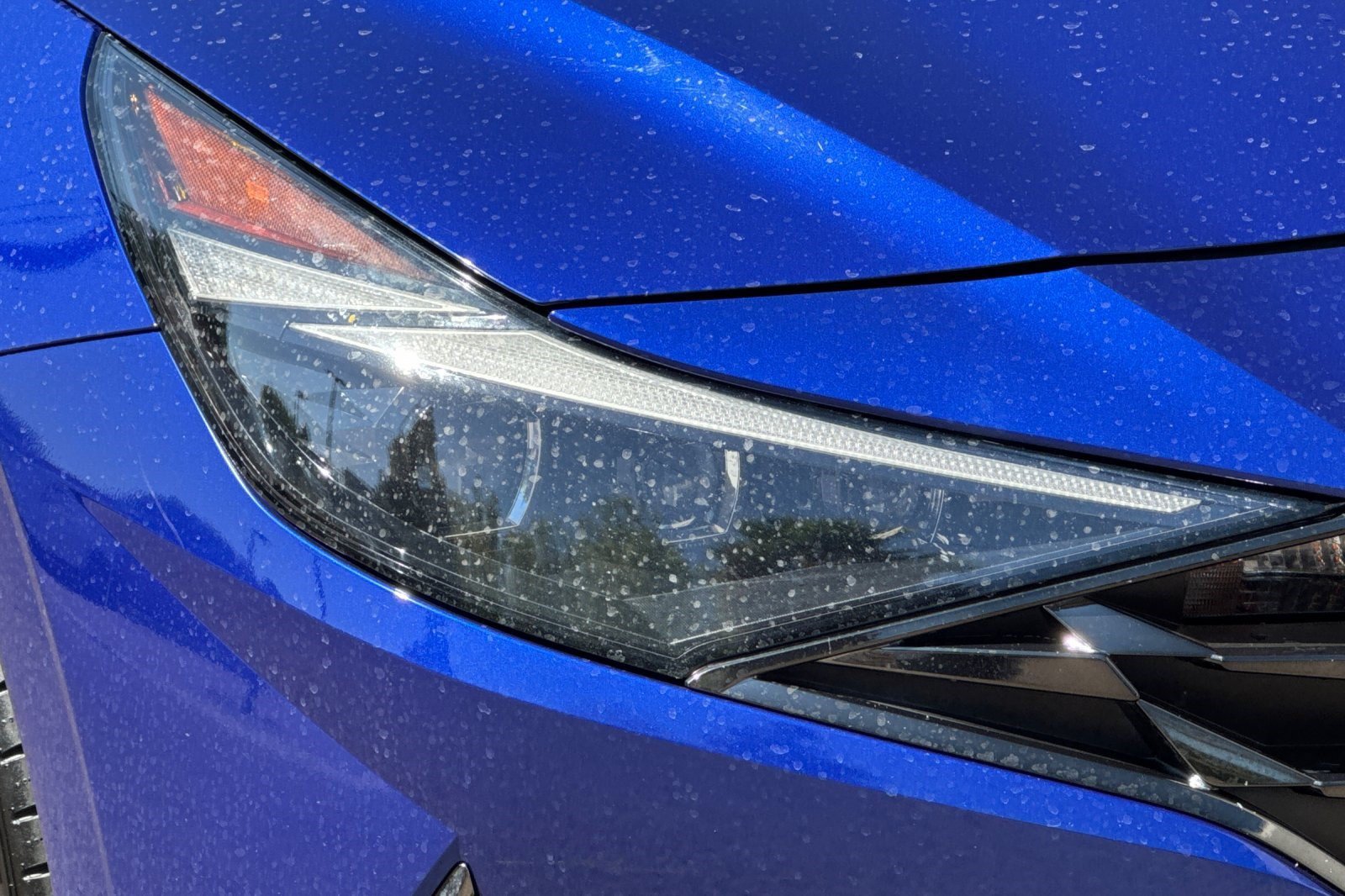 Used 2023 Hyundai Elantra Limited FWD image 12
