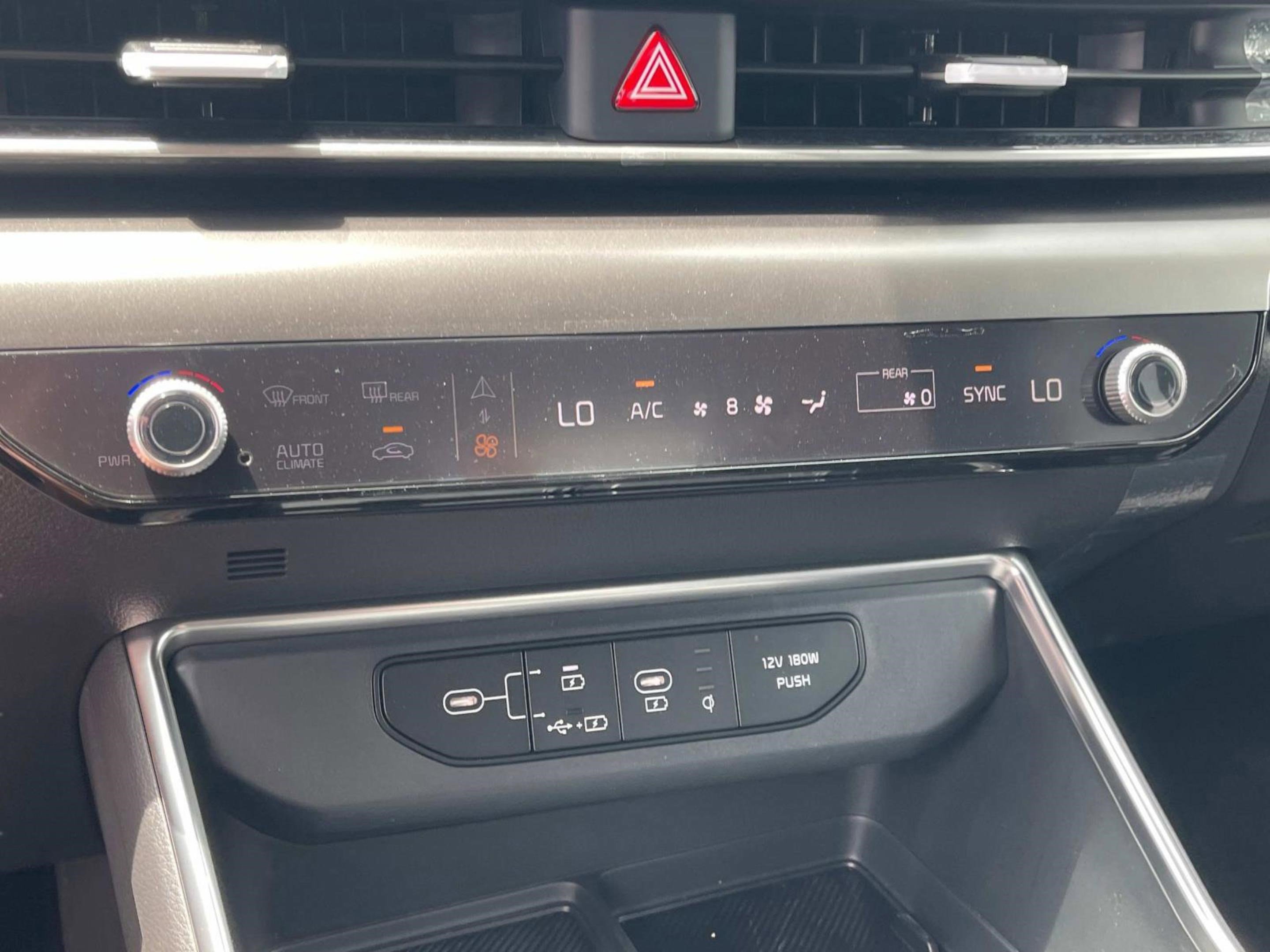 New 2025 Kia Carnival SX Prestige image 33