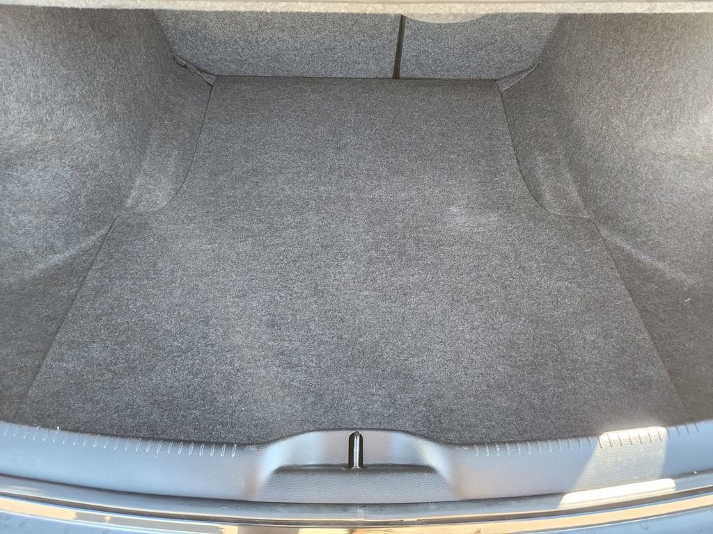 Used 2022 Chrysler 300 Touring w/ Sport Appearance Package image 35