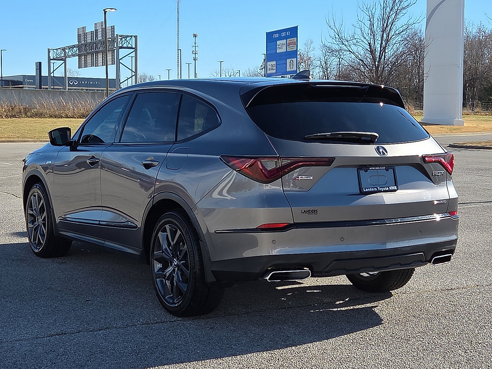 Used 2022 Acura MDX A-Spec image 4