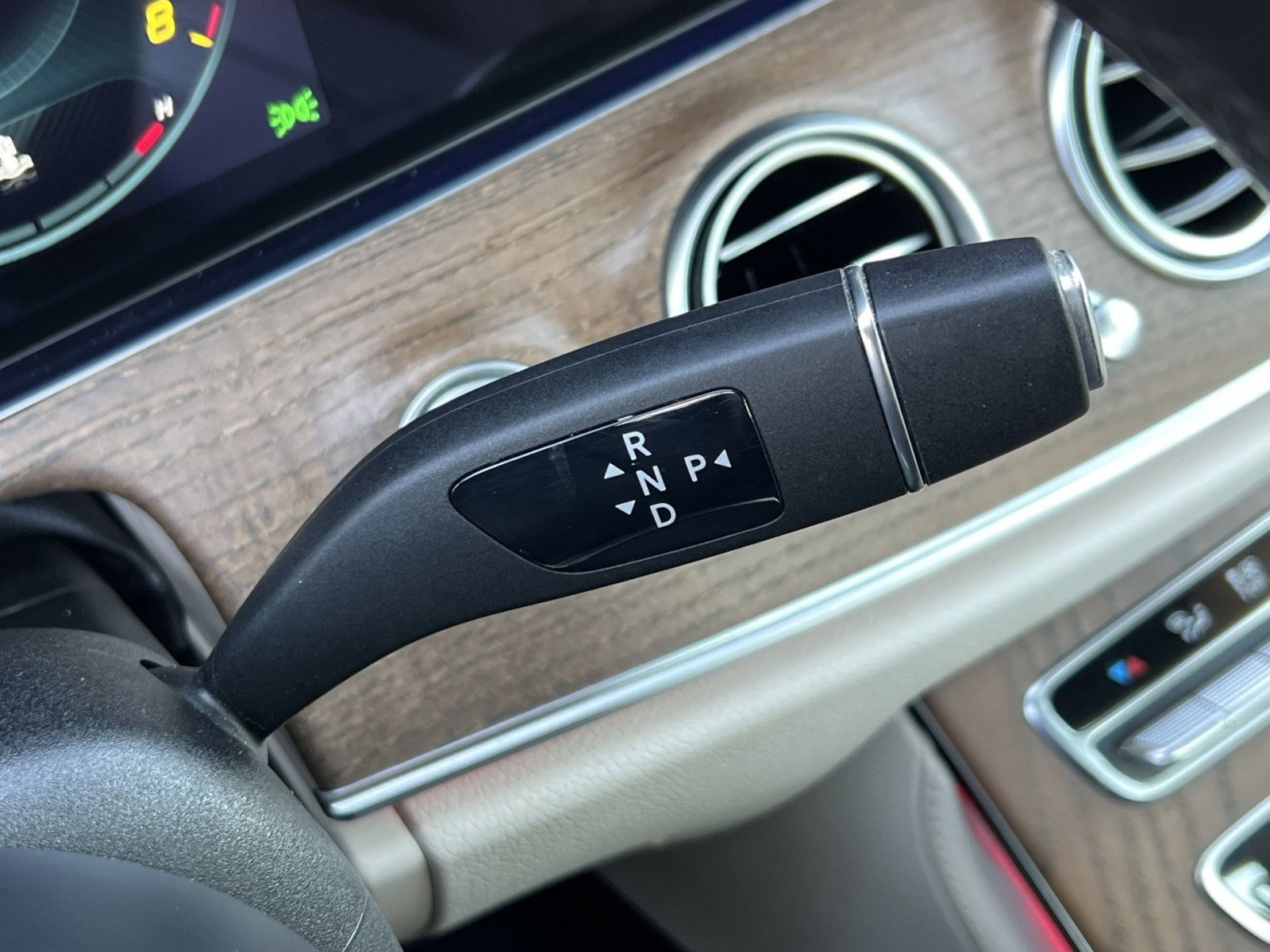 Certified 2021 Mercedes-Benz E 350 4MATIC Sedan w/ Premium Package image 20