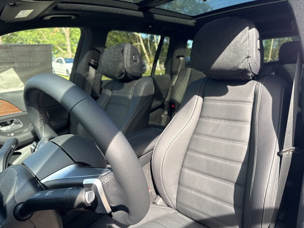 New 2026 Mercedes-Benz GLS 580 4MATIC image 30