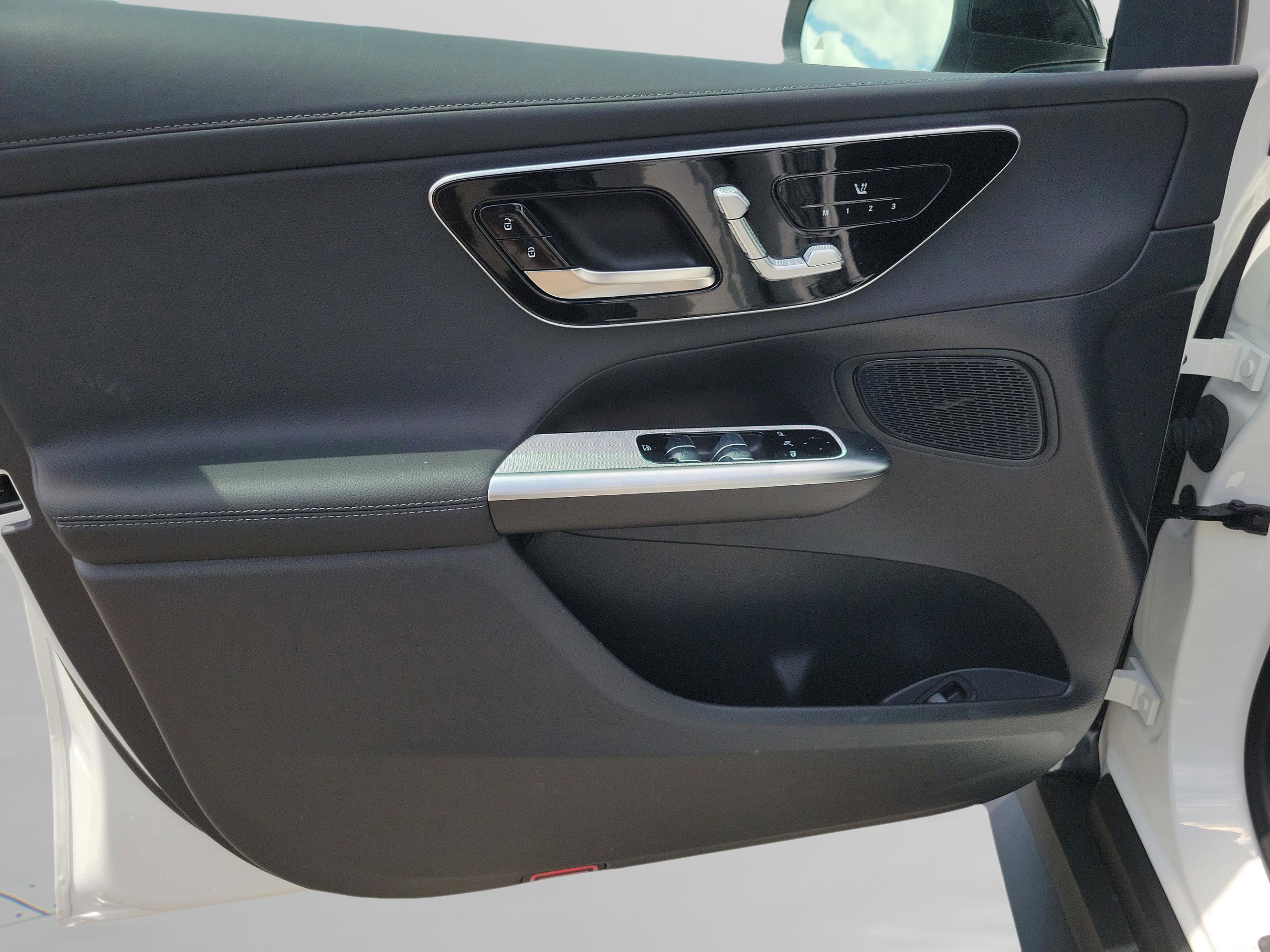 Certified 2026 Mercedes-Benz GLC 300 4MATIC image 16