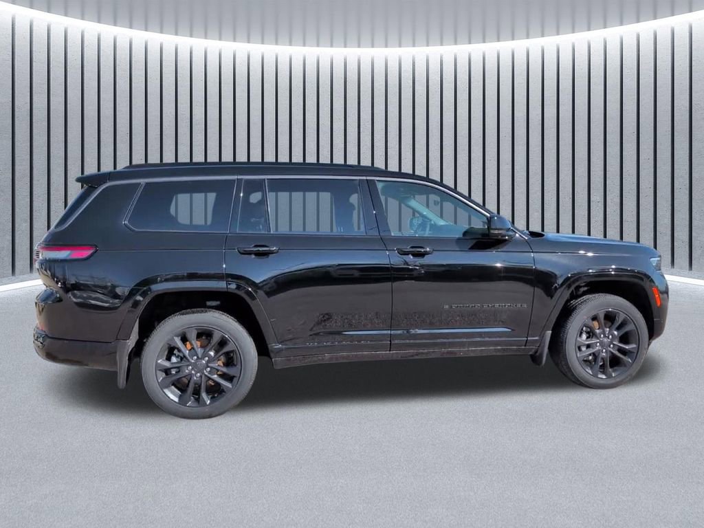 New 2026 Jeep Grand Cherokee L Limited AWD/4WD image 5