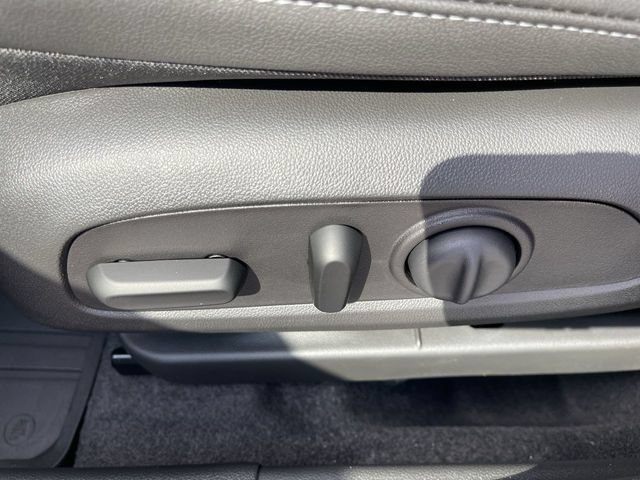 New 2026 Buick Envista Sport Touring w/ Convenience I Package FWD image 12