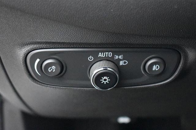 Used 2023 Chevrolet Equinox Premier AWD/4WD image 29