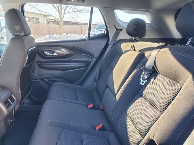 Certified 2024 GMC Terrain SLE image 29