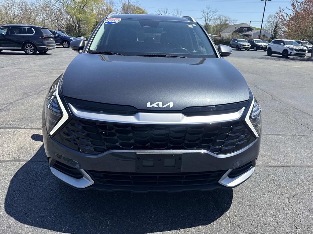 Used 2024 Kia Sportage EX AWD/4WD image 11