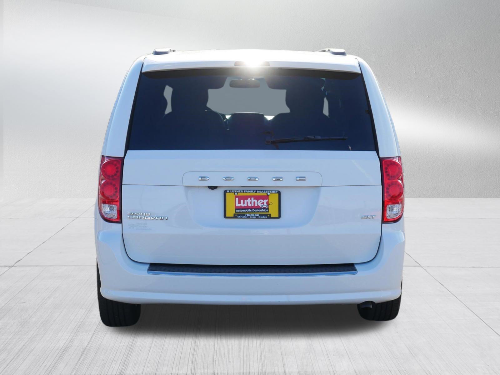 Used 2020 Dodge Grand Caravan SXT FWD image 6
