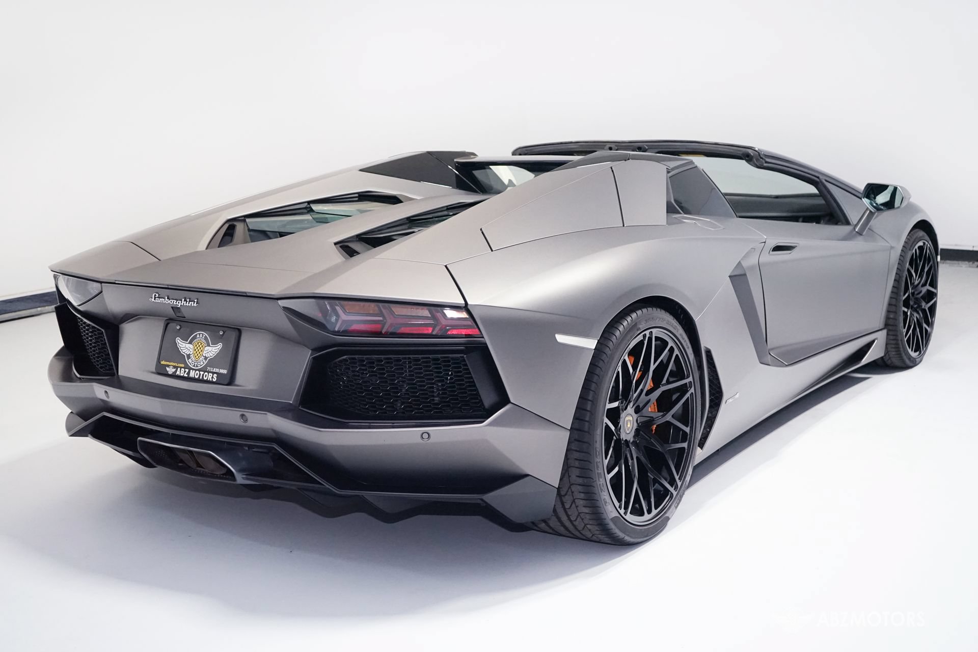 Used 2015 Lamborghini Aventador LP 700-4 AWD/4WD image 6