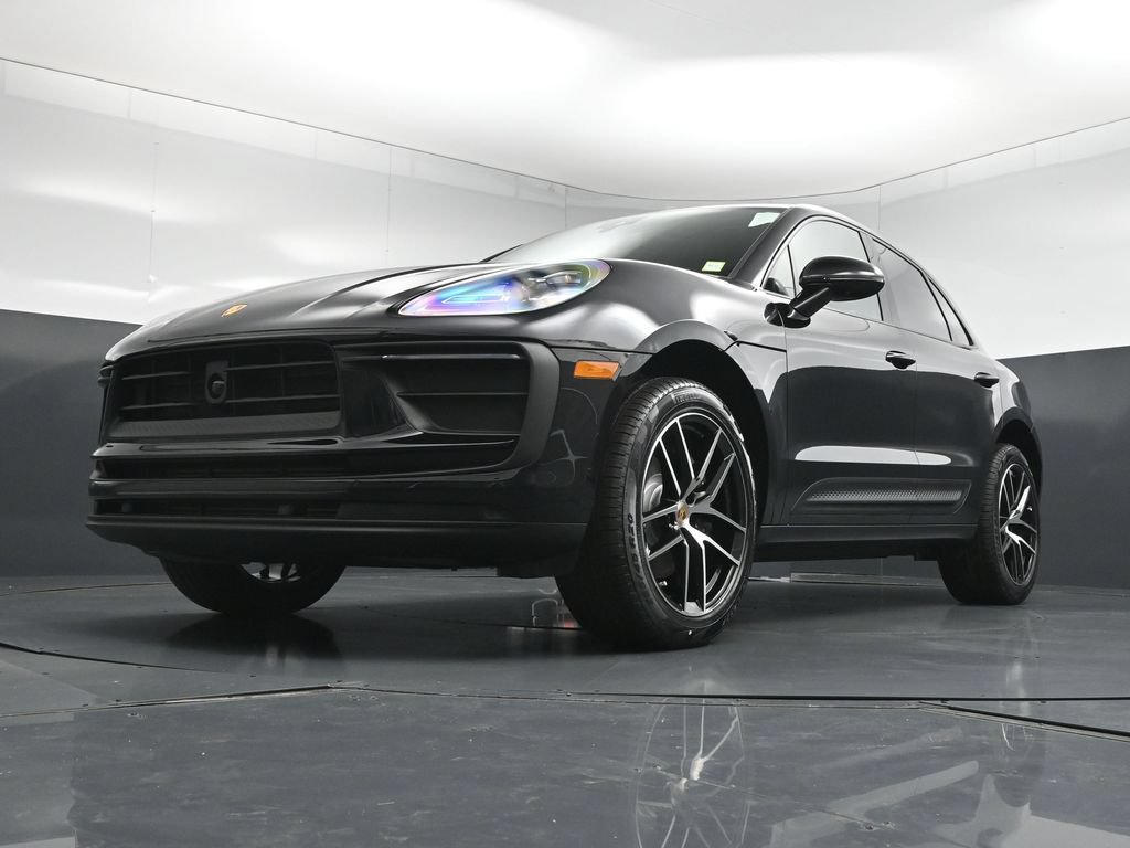 New 2026 Porsche Macan AWD/4WD image 22