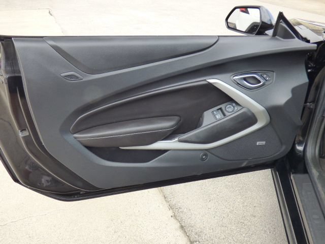 Used 2017 Chevrolet Camaro LT w/ Technology Package RWD image 19