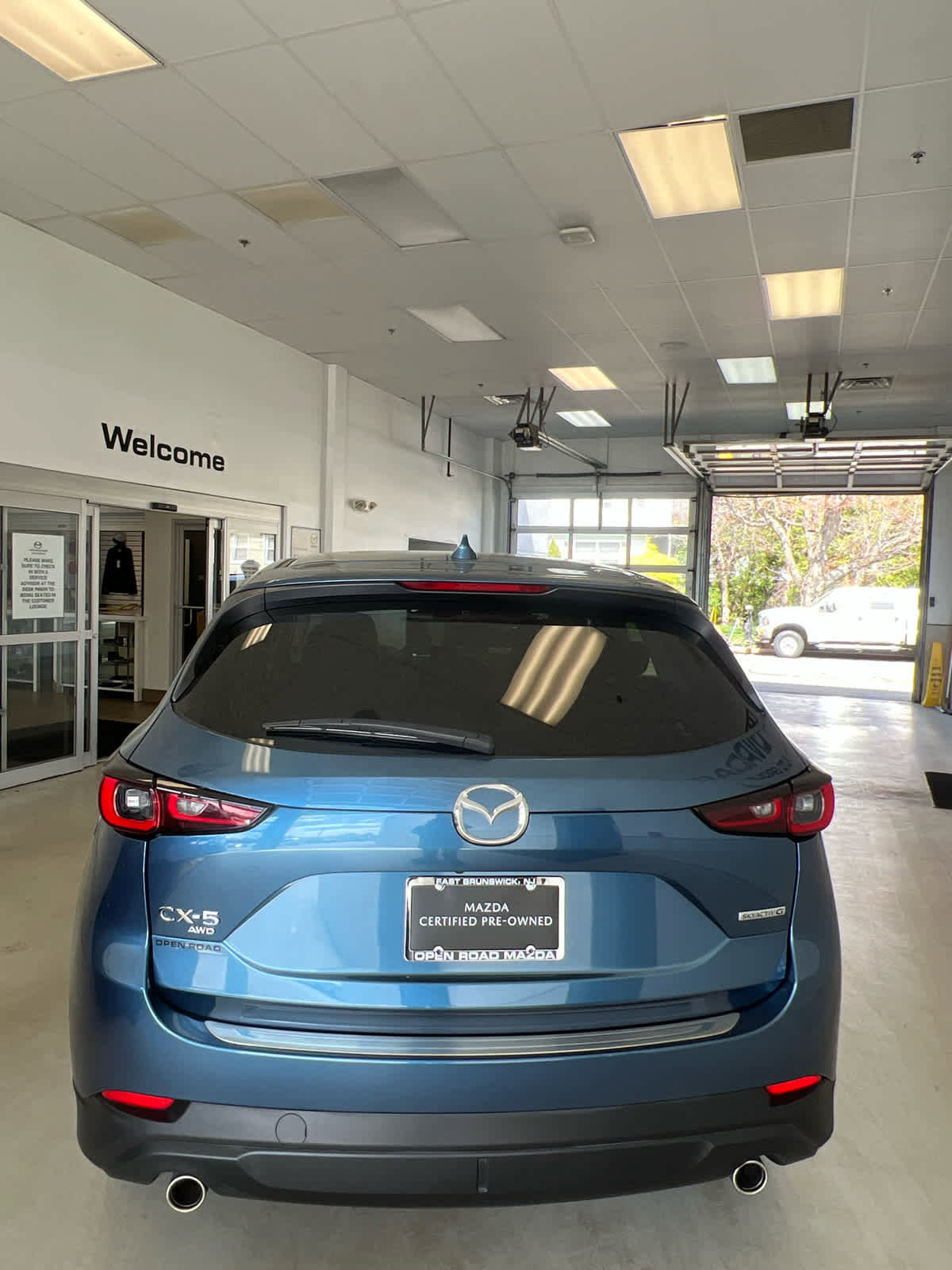 Certified 2023 MAZDA CX-5 AWD 2.5 S w/ Premium Package image 5