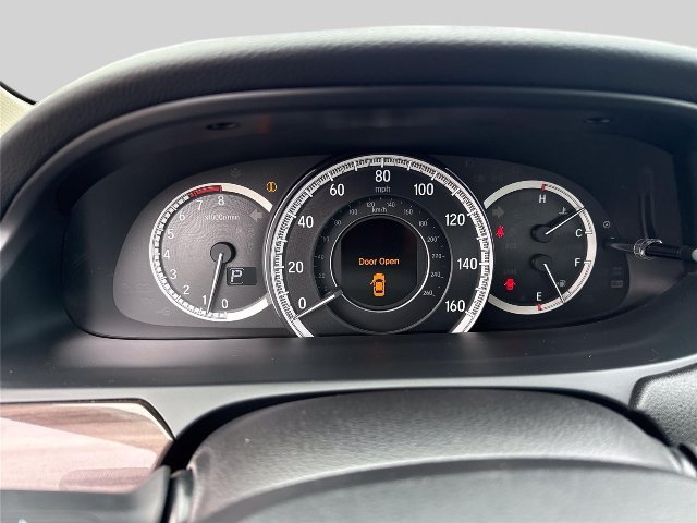 Used 2017 Honda Accord Touring image 12