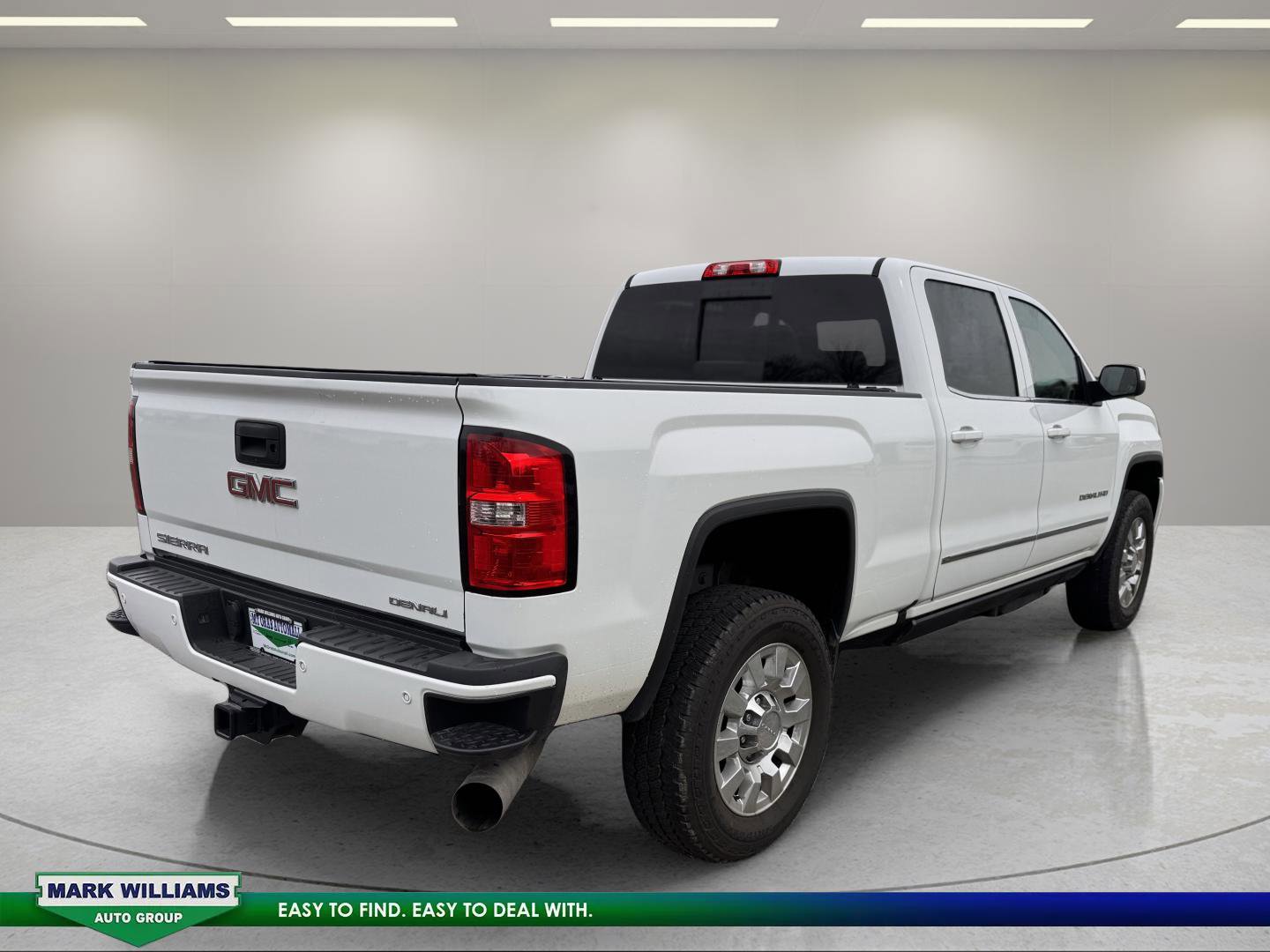Used 2016 GMC Sierra 2500 Denali w/ Duramax Plus Package image 4