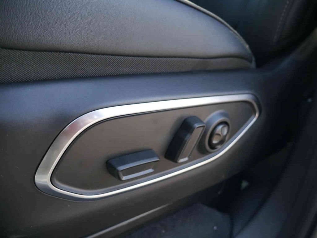 New 2026 Jeep Grand Wagoneer Limited AWD/4WD image 30