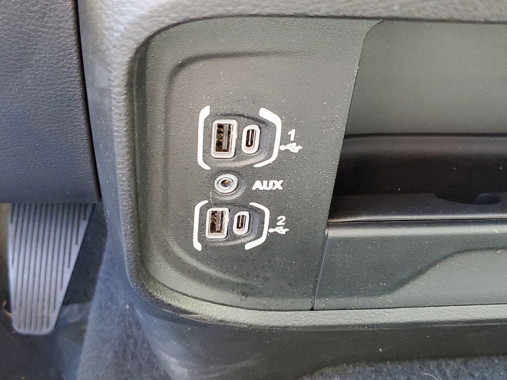 Used 2022 RAM 2500 Tradesman image 27