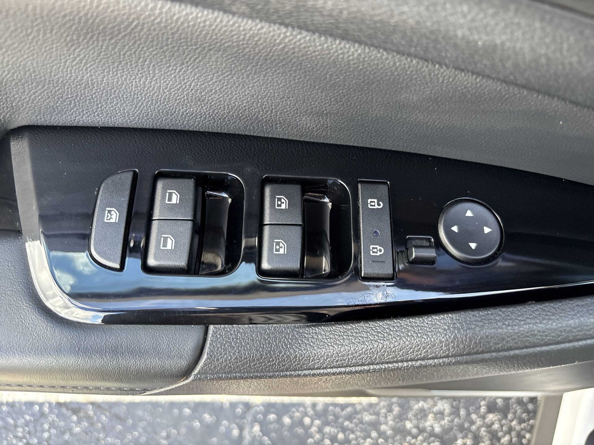 Certified 2024 Kia Sportage EX FWD image 15