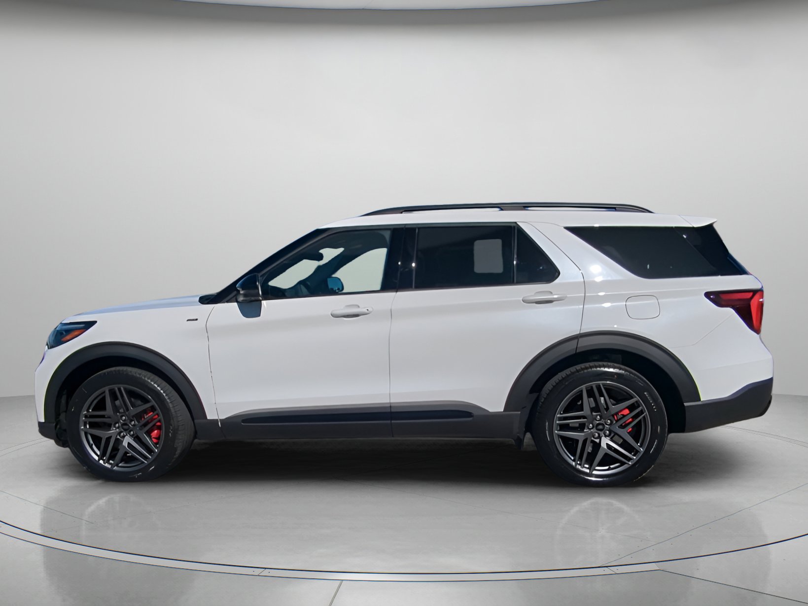 New 2026 Ford Explorer ST-Line w/ ST-Line Street Pack image 17