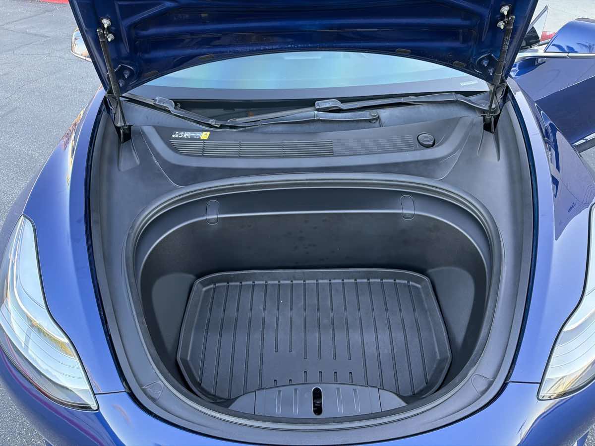 Used 2018 Tesla Model 3 Long Range image 34