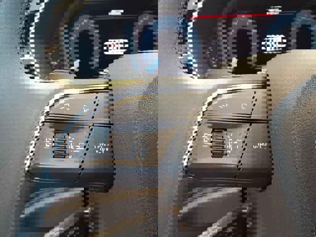 Used 2025 Audi Q3 2.0T Premium Plus w/ Premium Plus Package image 15