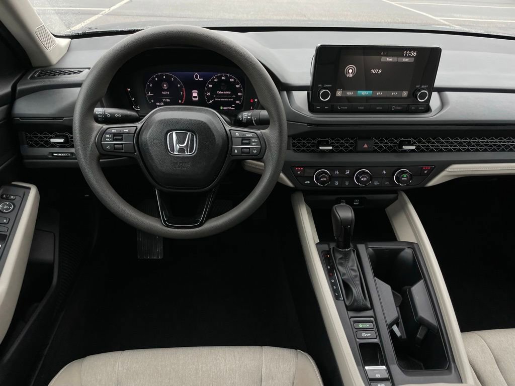 Certified 2025 Honda Accord SE image 11