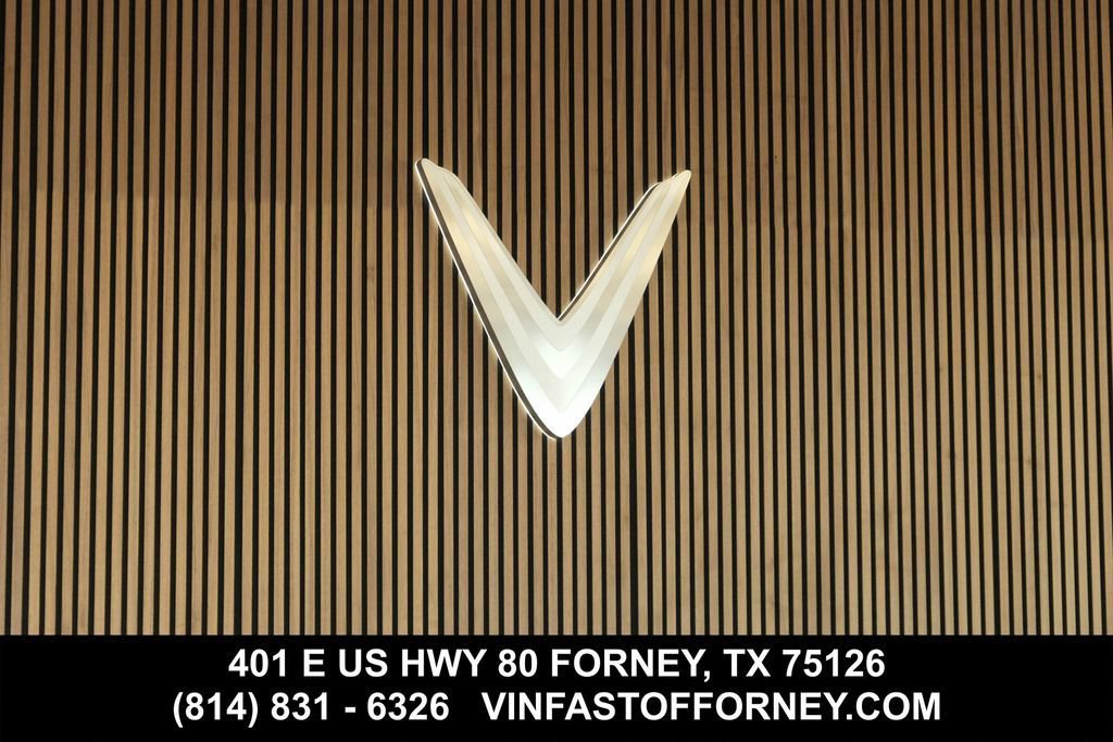 Used 2023 VinFast VF 8 Eco AWD/4WD image 37