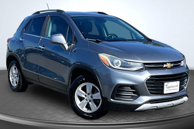 Used 2019 Chevrolet Trax LT w/ LT Convenience Package AWD/4WD image 3