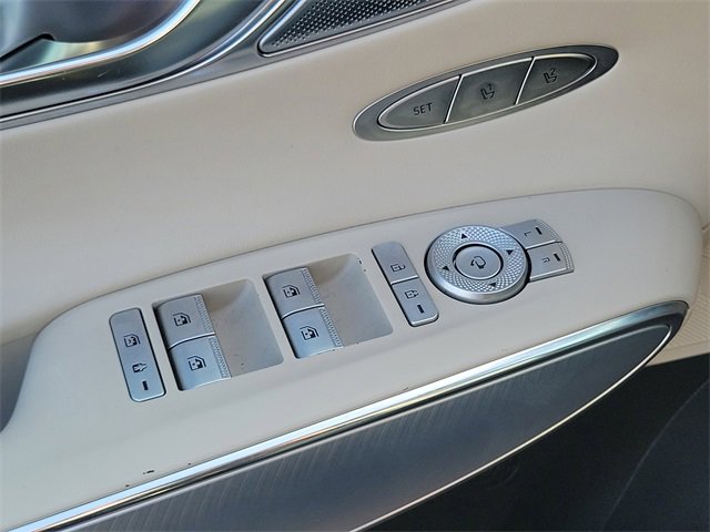 Used 2022 Genesis GV70 2.5T w/ Select Package image 13