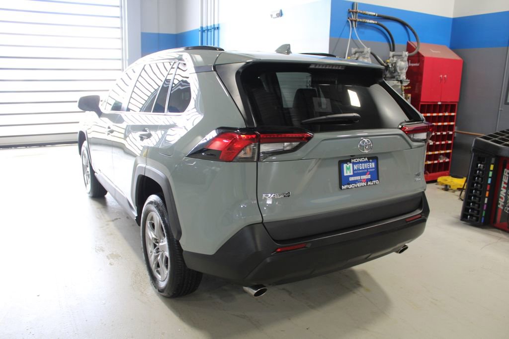 Used 2022 Toyota RAV4 XLE AWD/4WD image 35